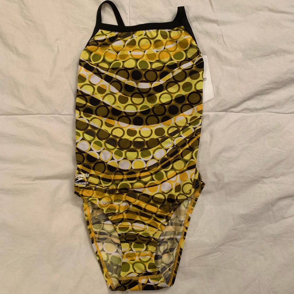 NWT SIZE 32 SPEEDO ENDURANCE BATHING SUIT